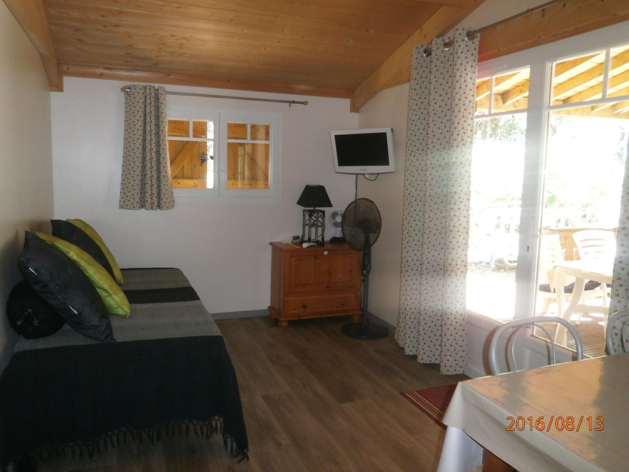 Les Chrisalies Holiday home