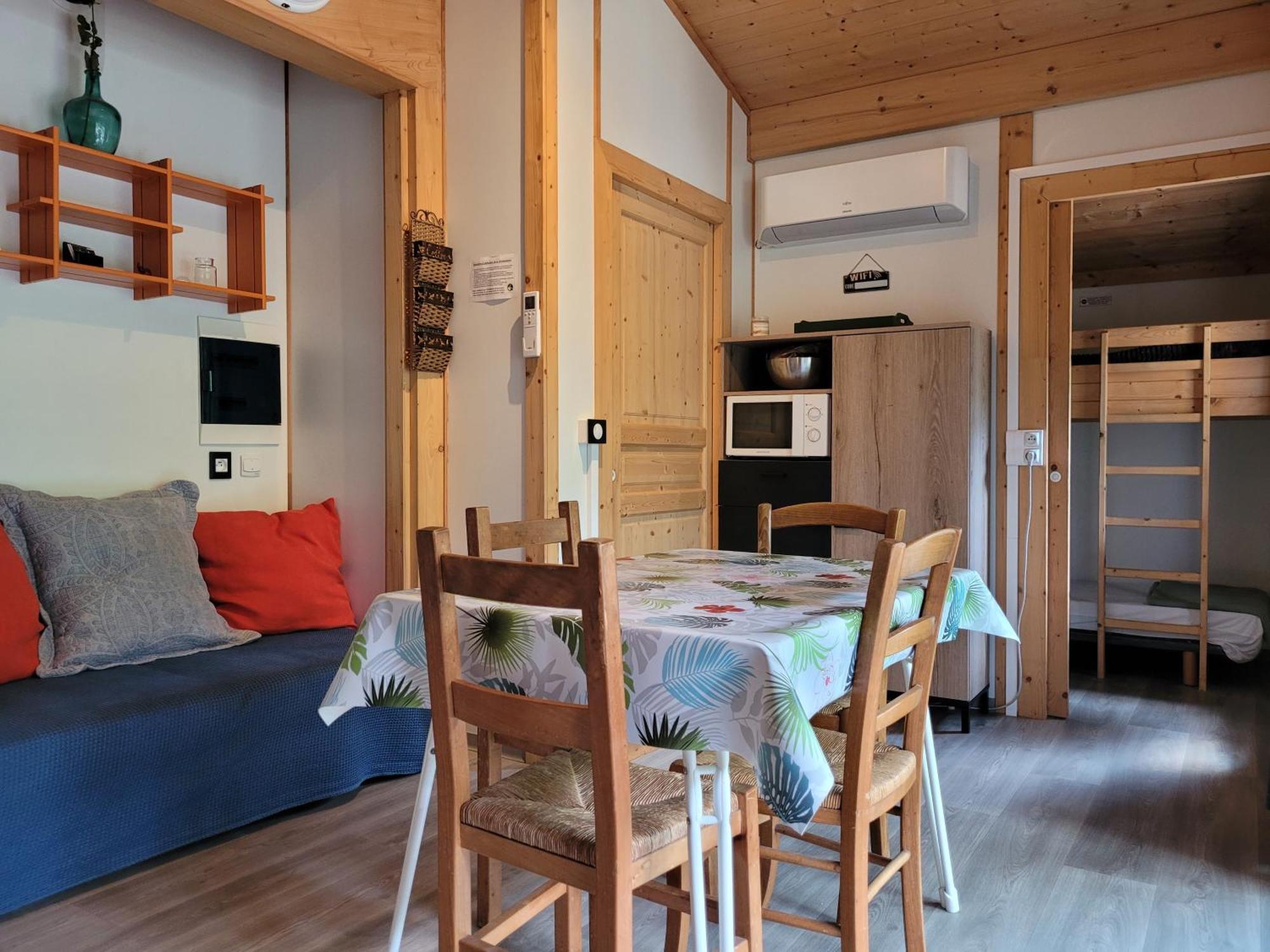 Les Chrisalies Holiday home
